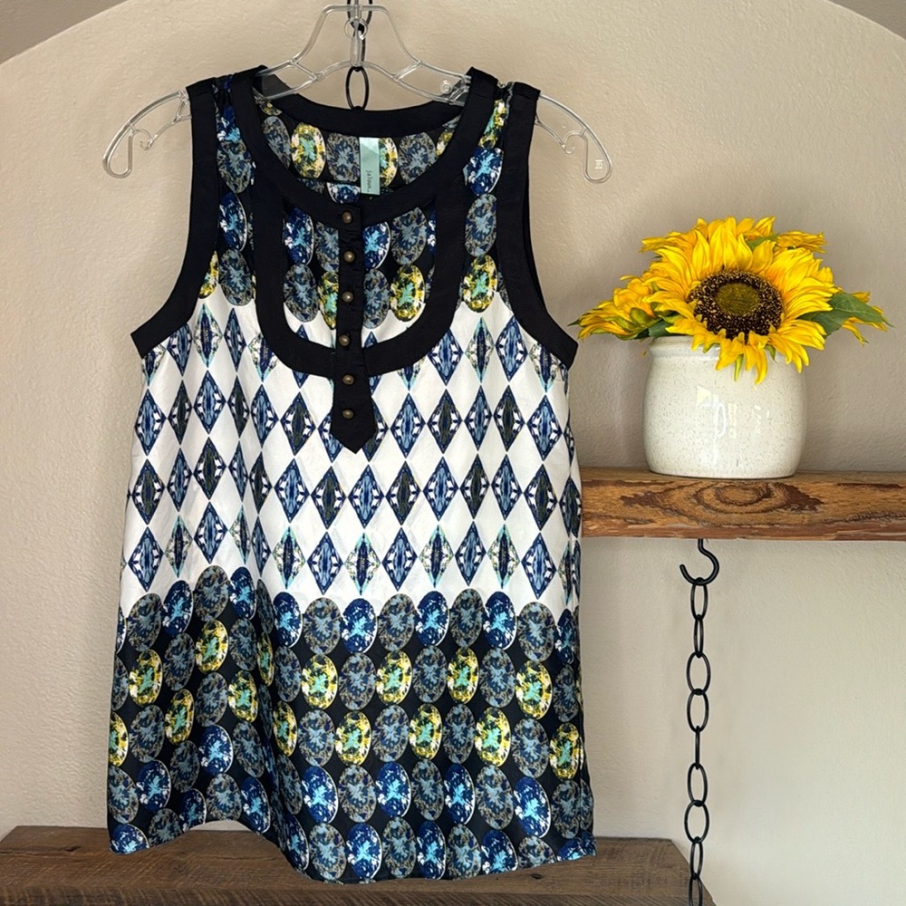 Jaloux Sleeveless Silk patterned blouse, size S, black, white, blue, gold